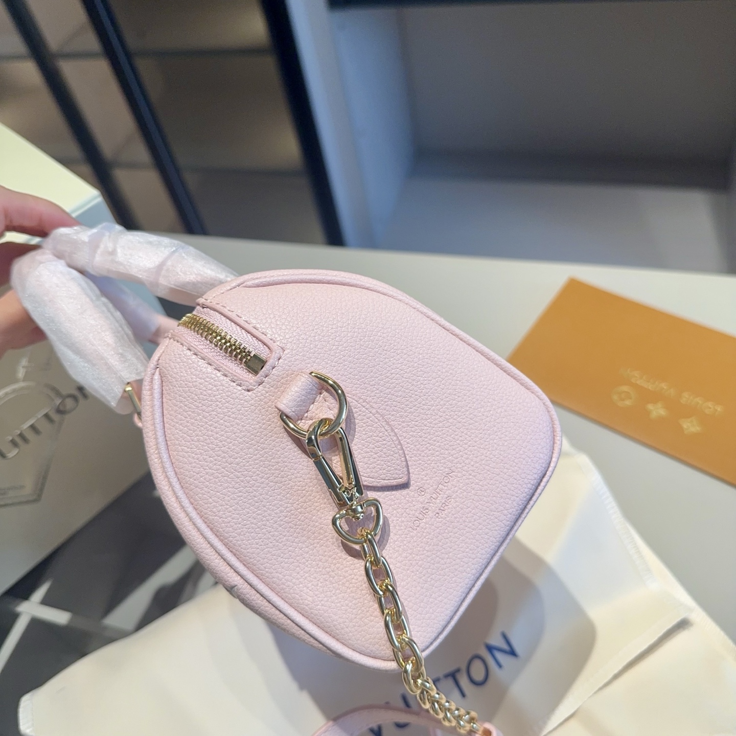 LV Speedy20 shoulder crossbody bag