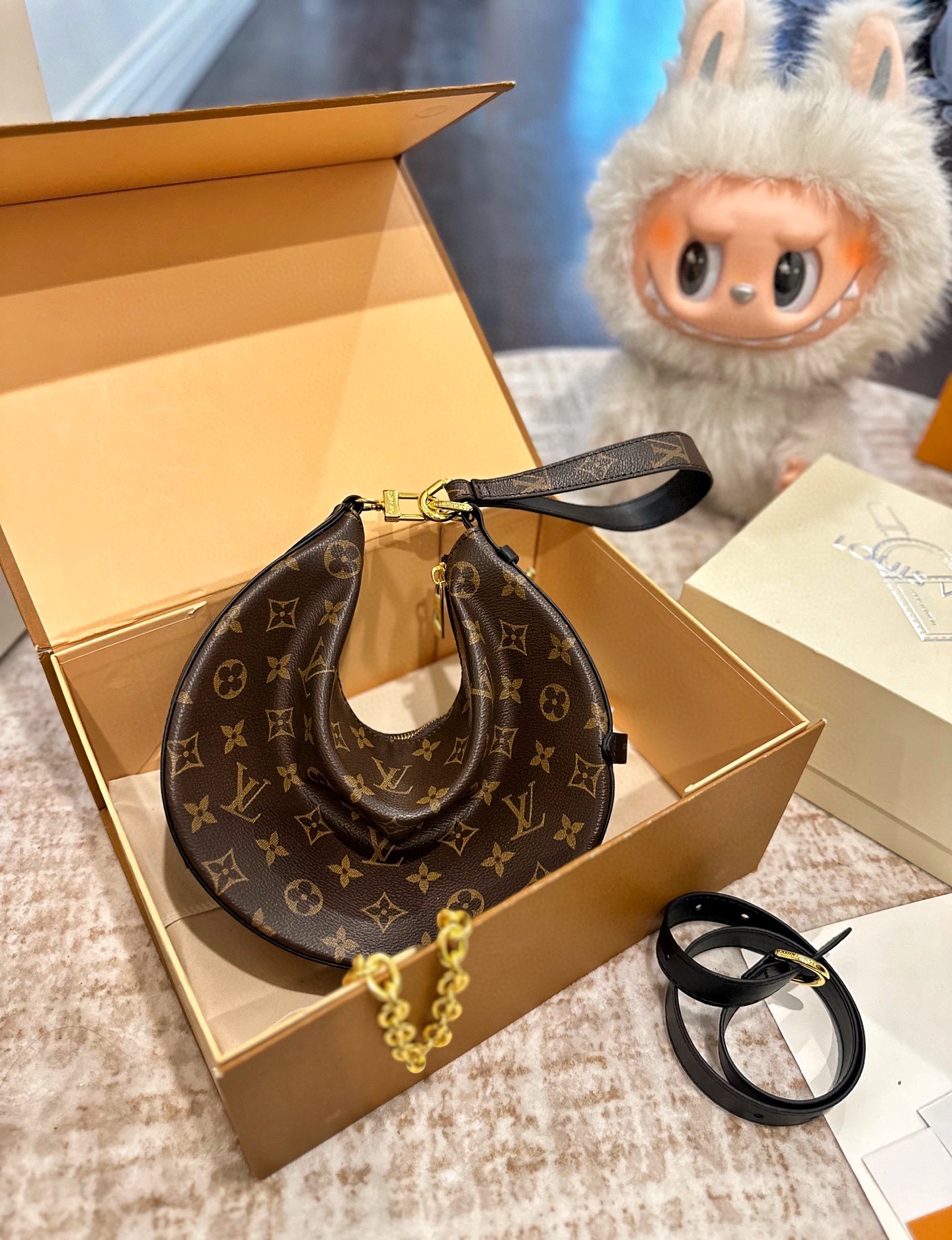 LV Cookie BB Chain Cookie Bag