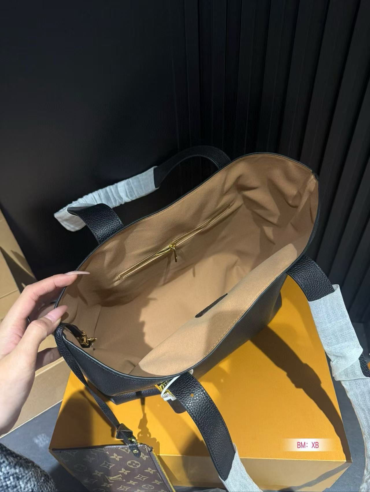 LV shoulder tote bag handbag