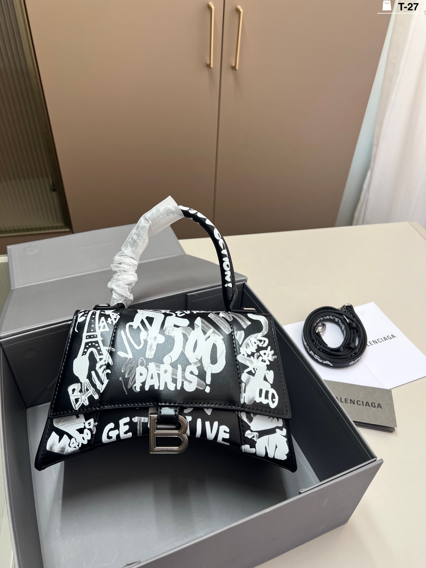 Balinese graffiti hourglass bag