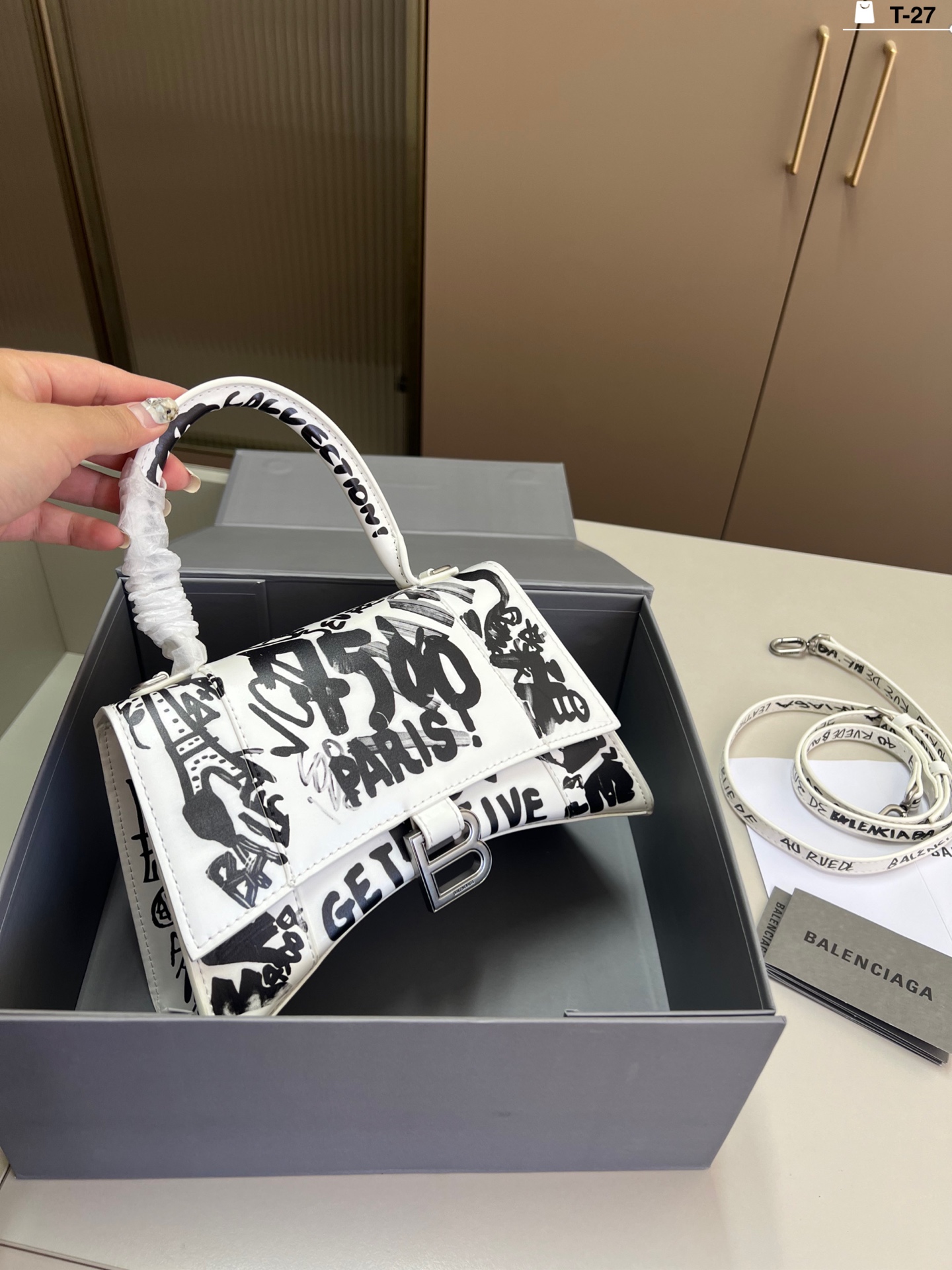 Balinese graffiti hourglass bag