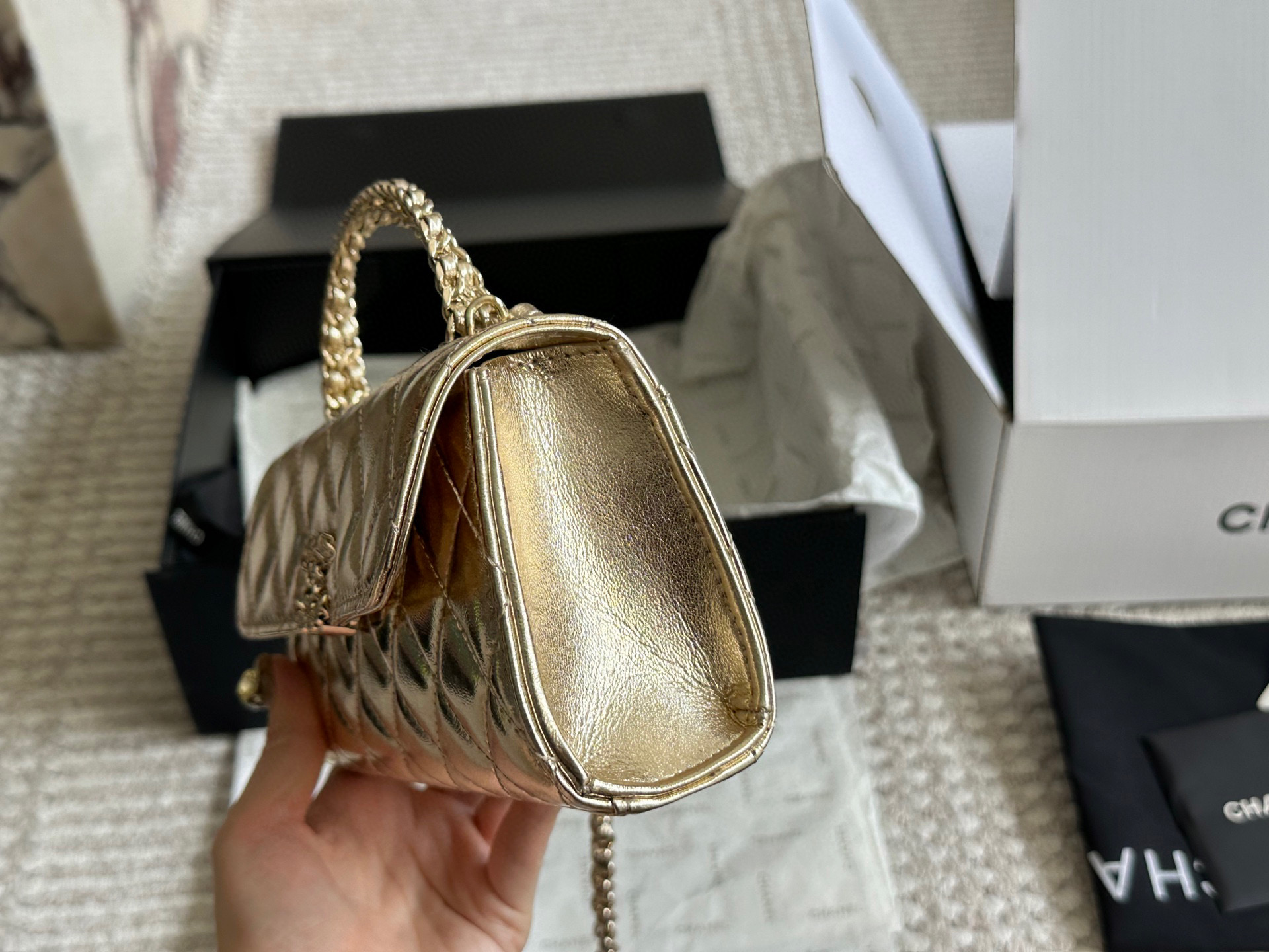 Chanel 23 Kelly phone shoulder bag