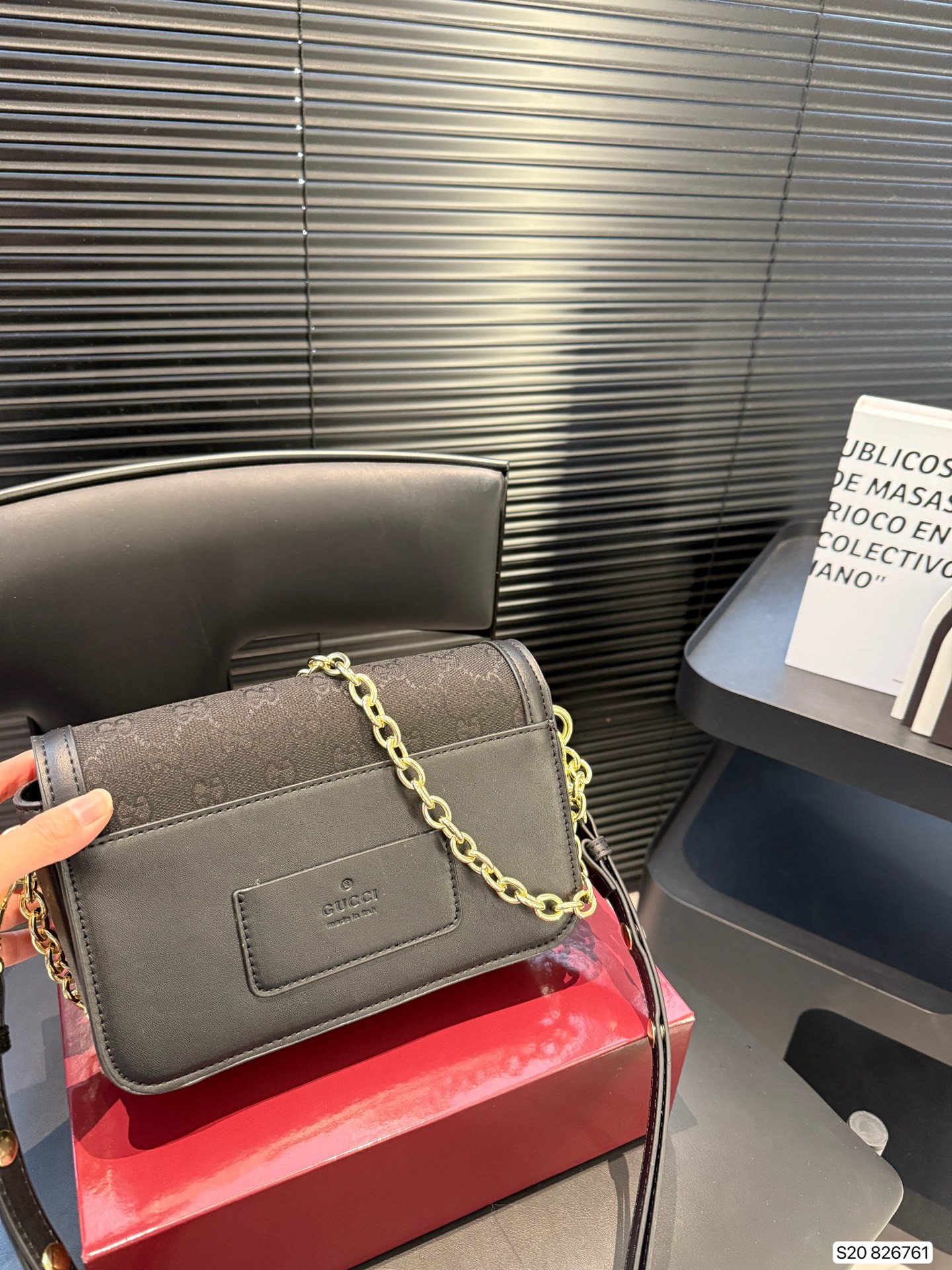 Gucci double G chain flap bag