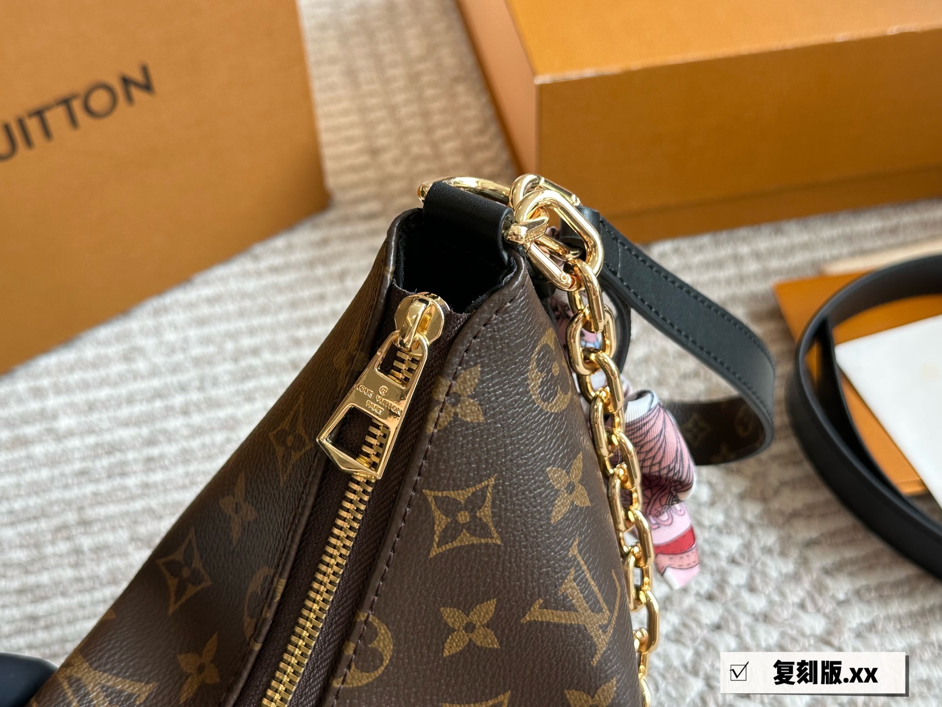 LV cookie BB handbag