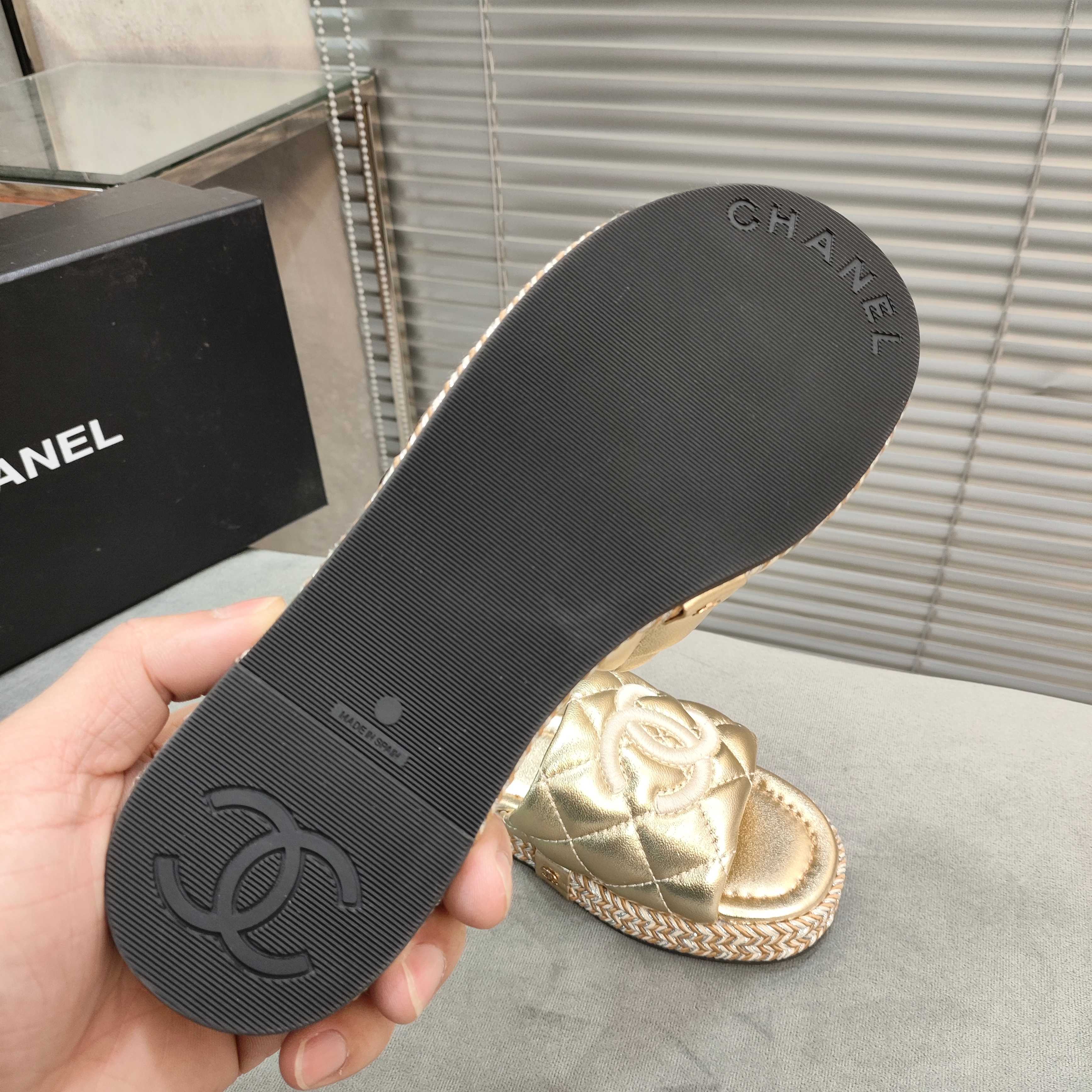 Chanel Sheepskin rubber sole Slippers