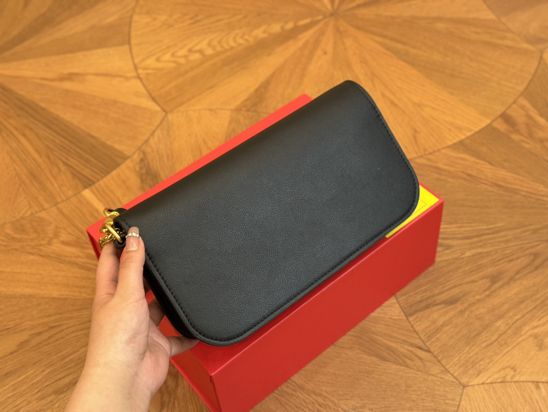 Valentino hand-held shoulder bag