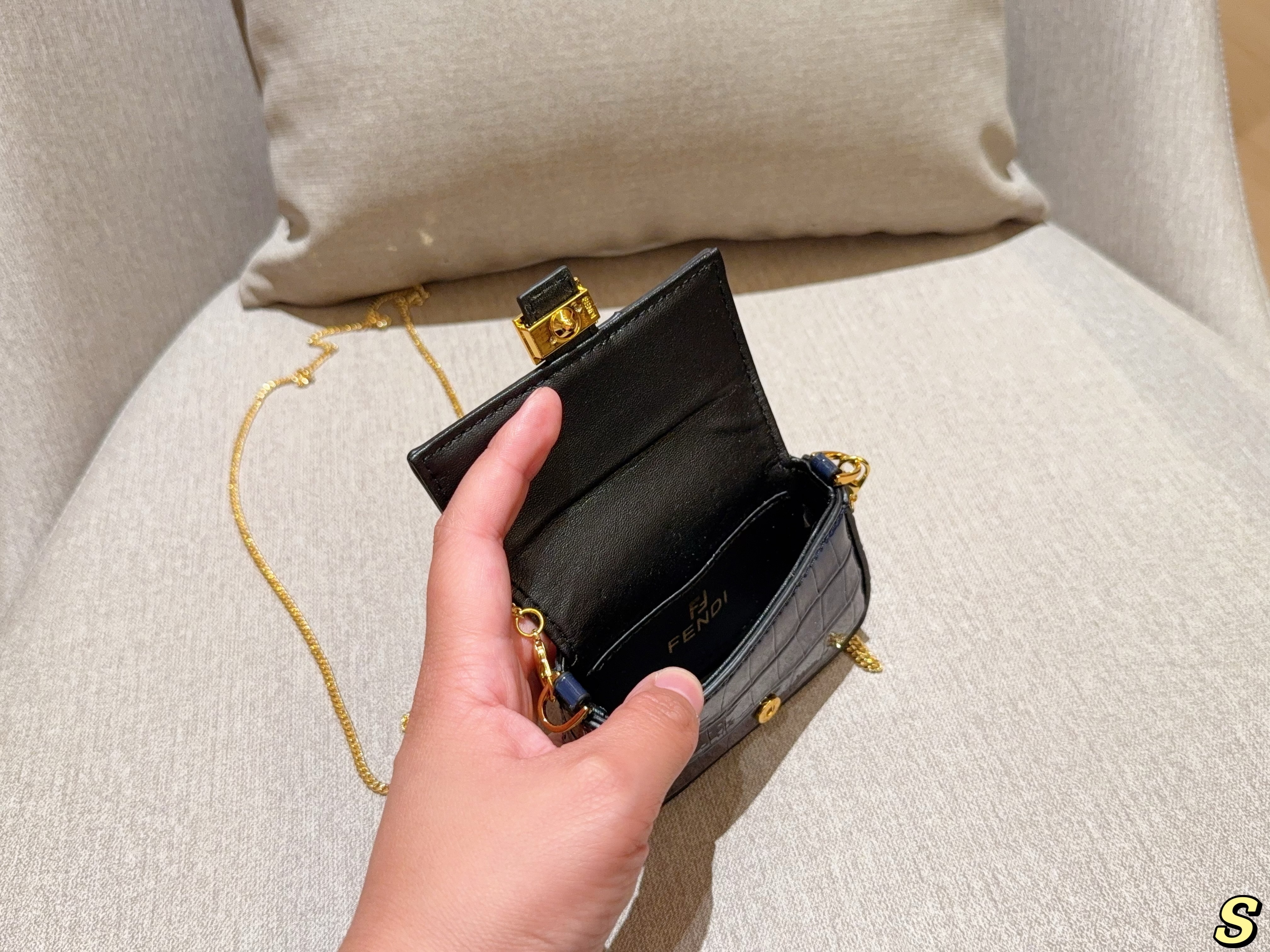 Fendi coin purse