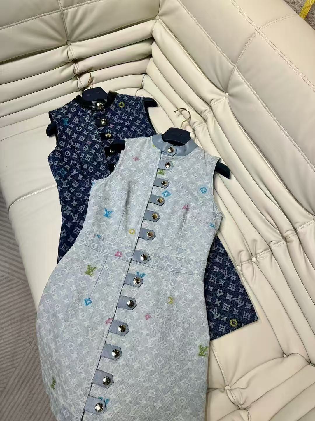 LV button denim dress