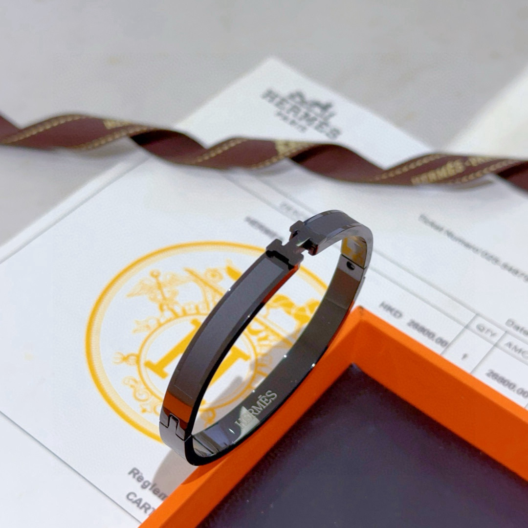 Hermes bracelet