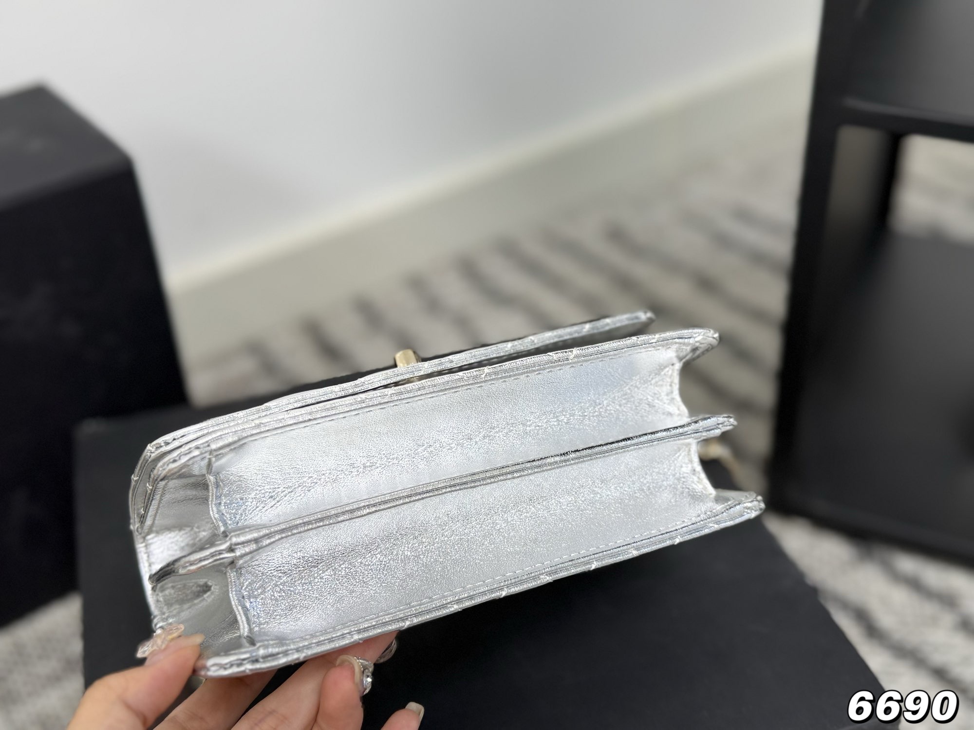 Chanel woc chain crossbody bag