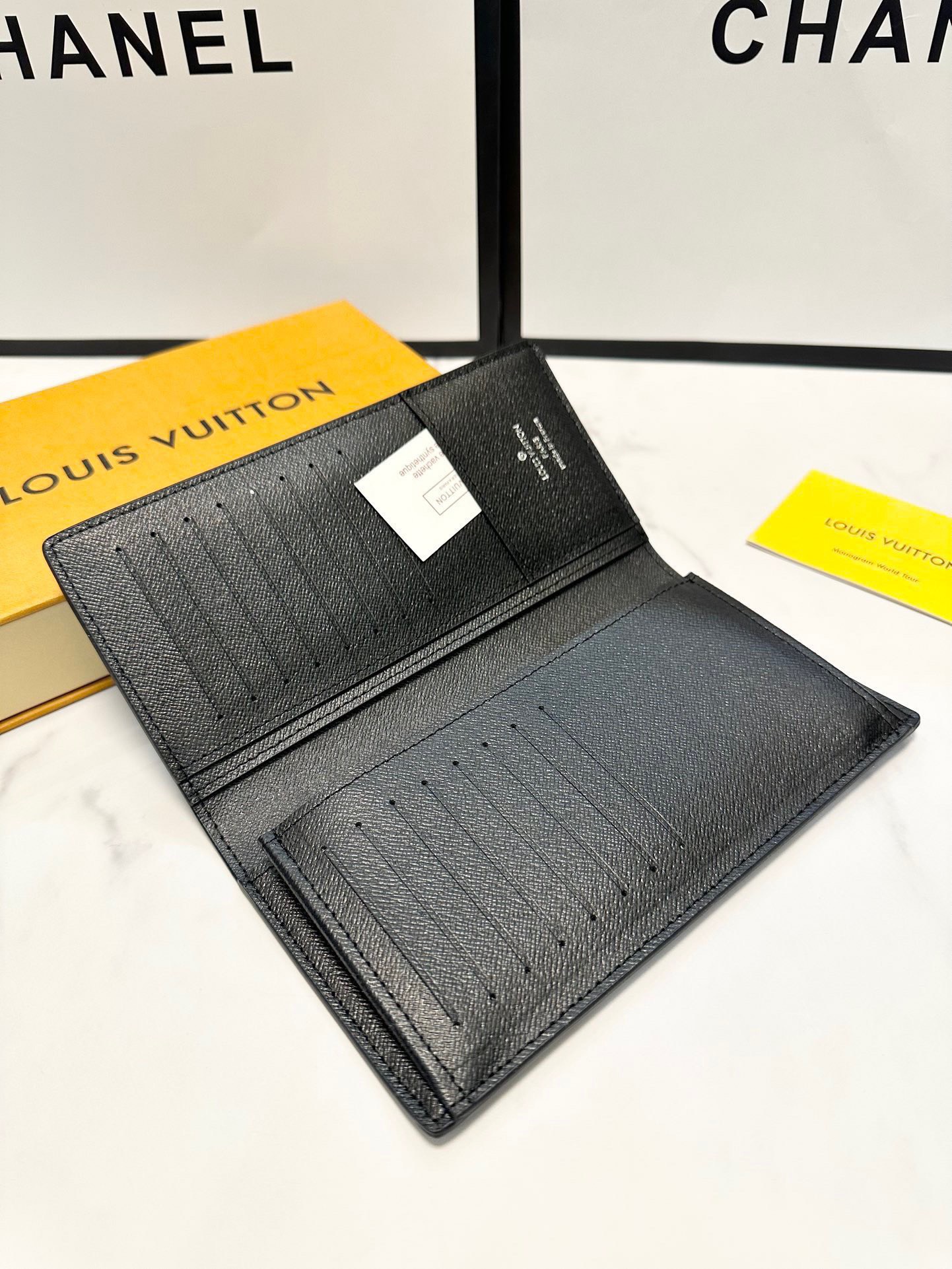 LV classic wallet/clutch