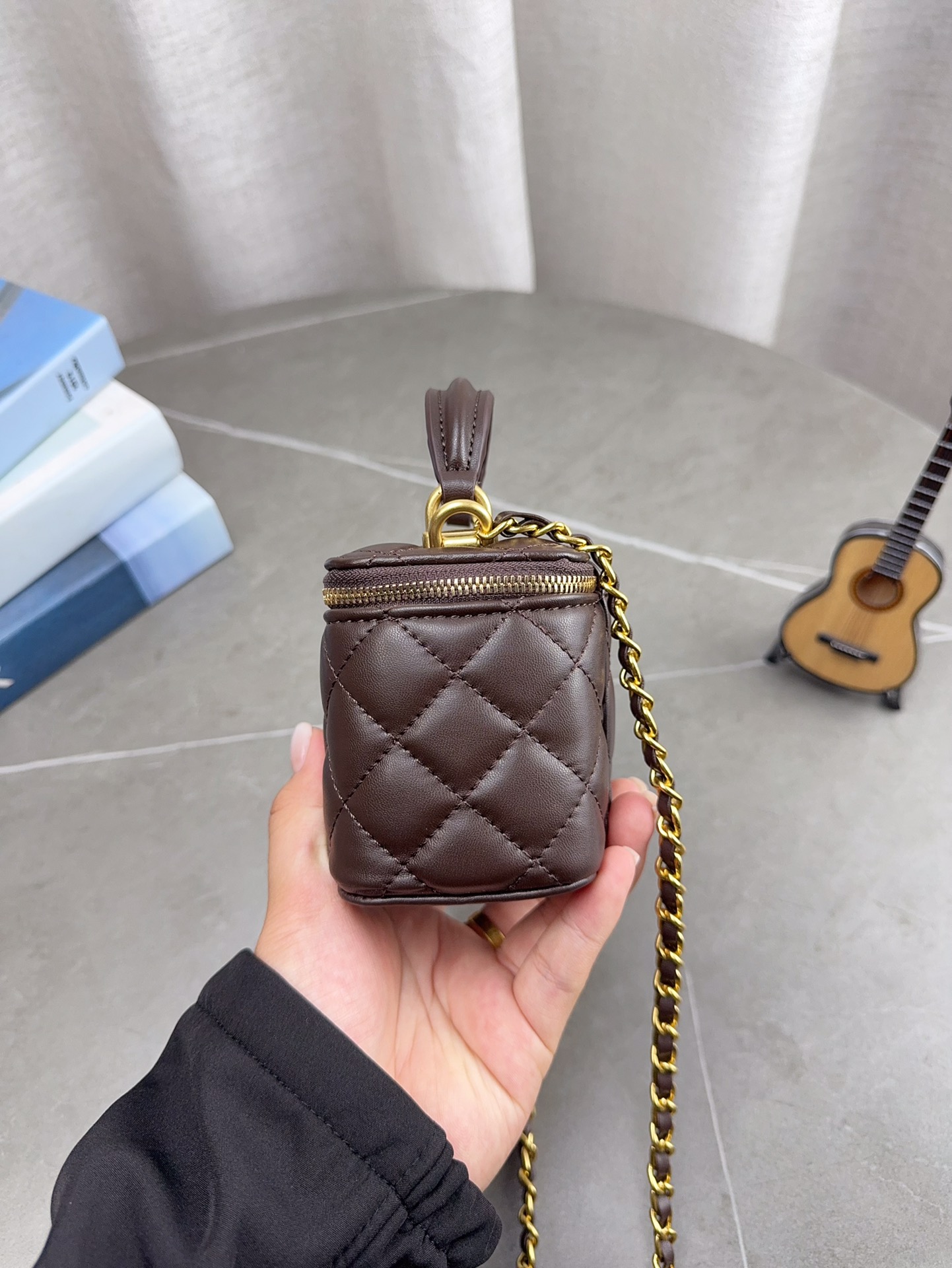 CHANEL 25B Handbag