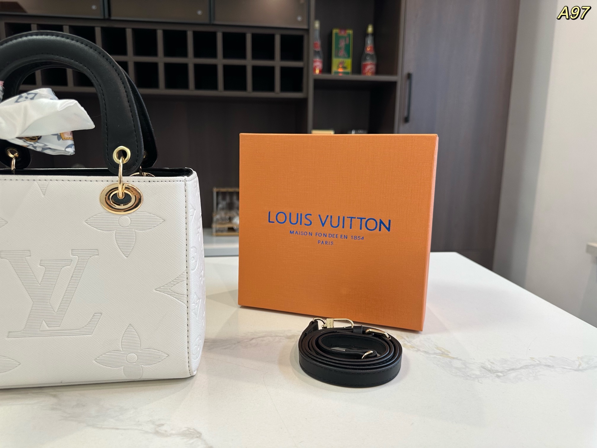 LV Princess Diana bag tote handbag