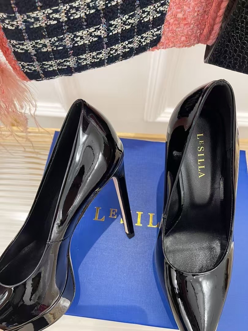 Lesilla pointy high-heeled shoes