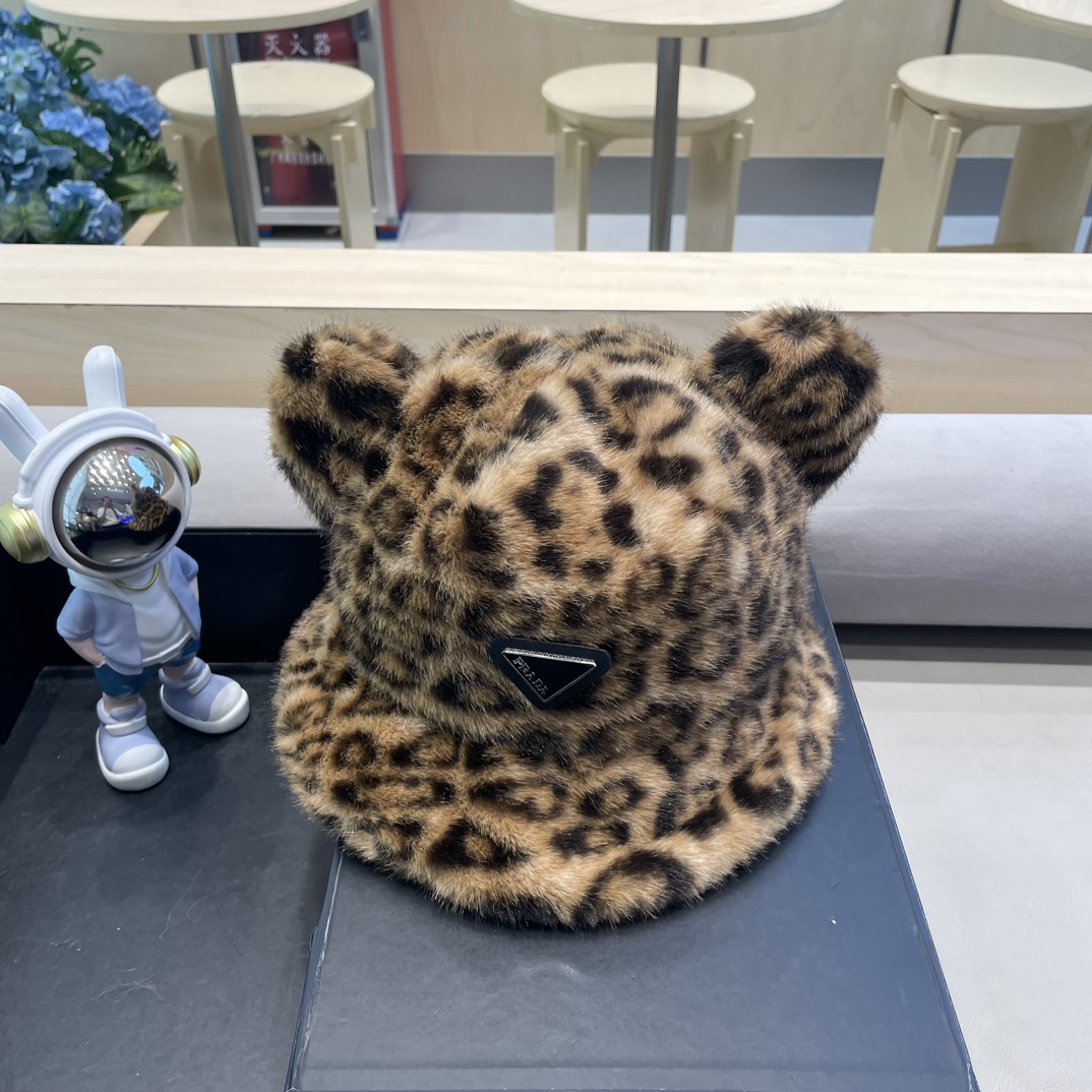 Prada Retro Leopard Print Fur Hat - Warm Fishing Hat