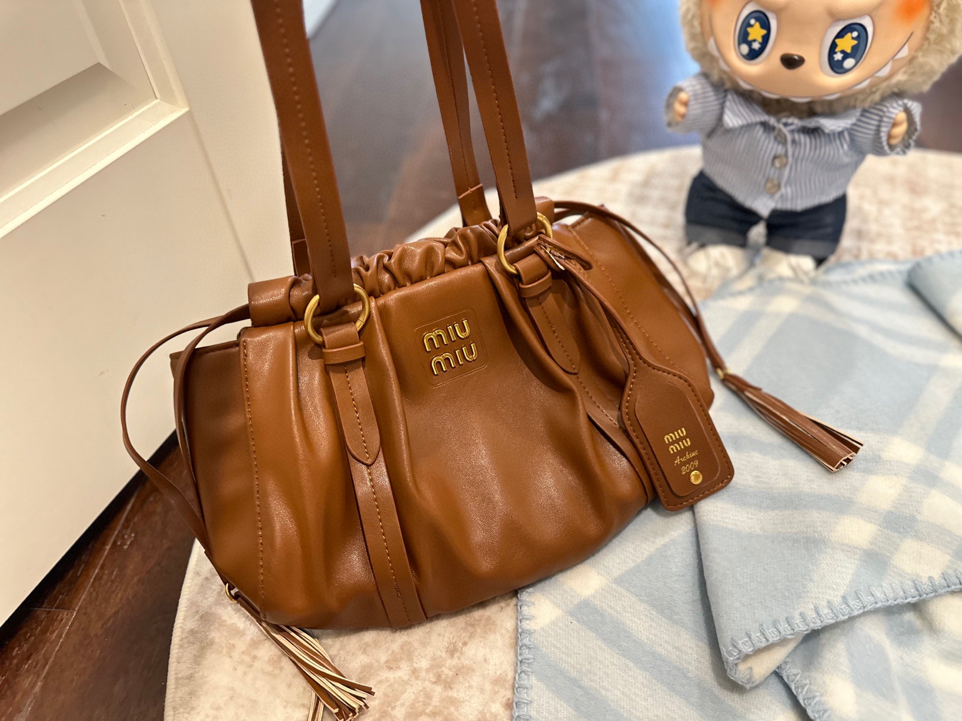 miumiu shoulder handbag