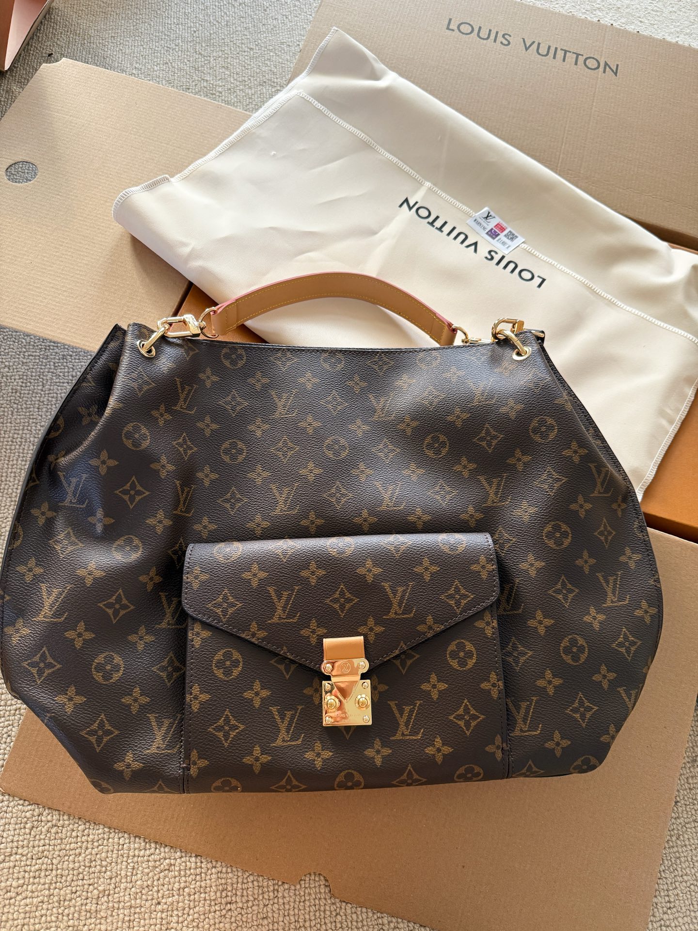 LV monogram HOBO handbag