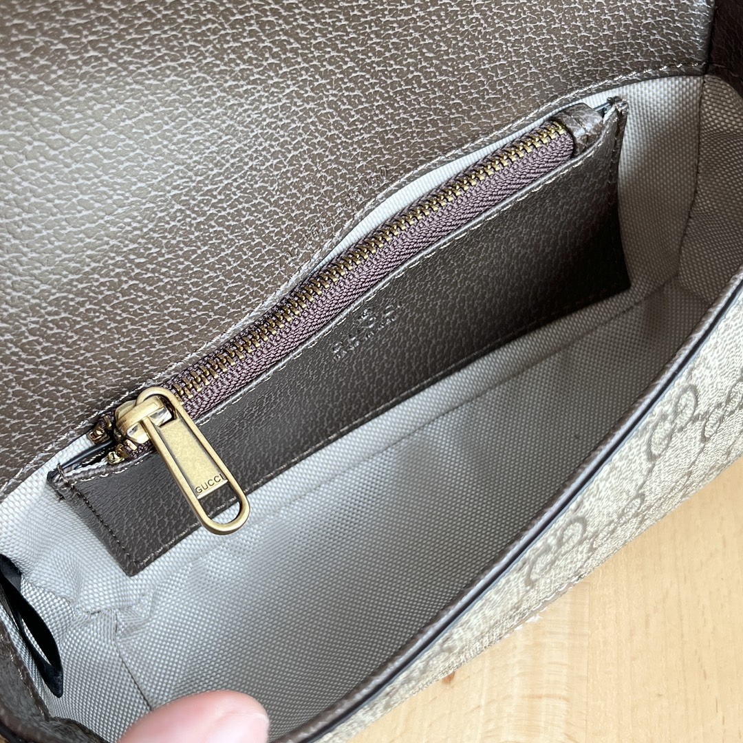 Gucci Ophidia Bag Classic Magnetic Snap Closure