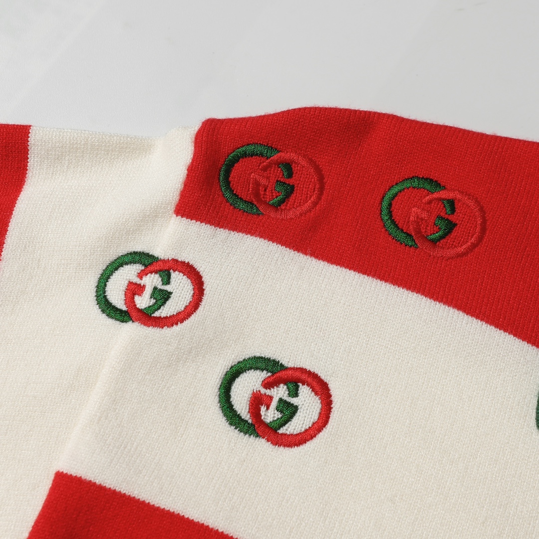 GUCCI Knitted Logo Embroidery Round-neck Sweater