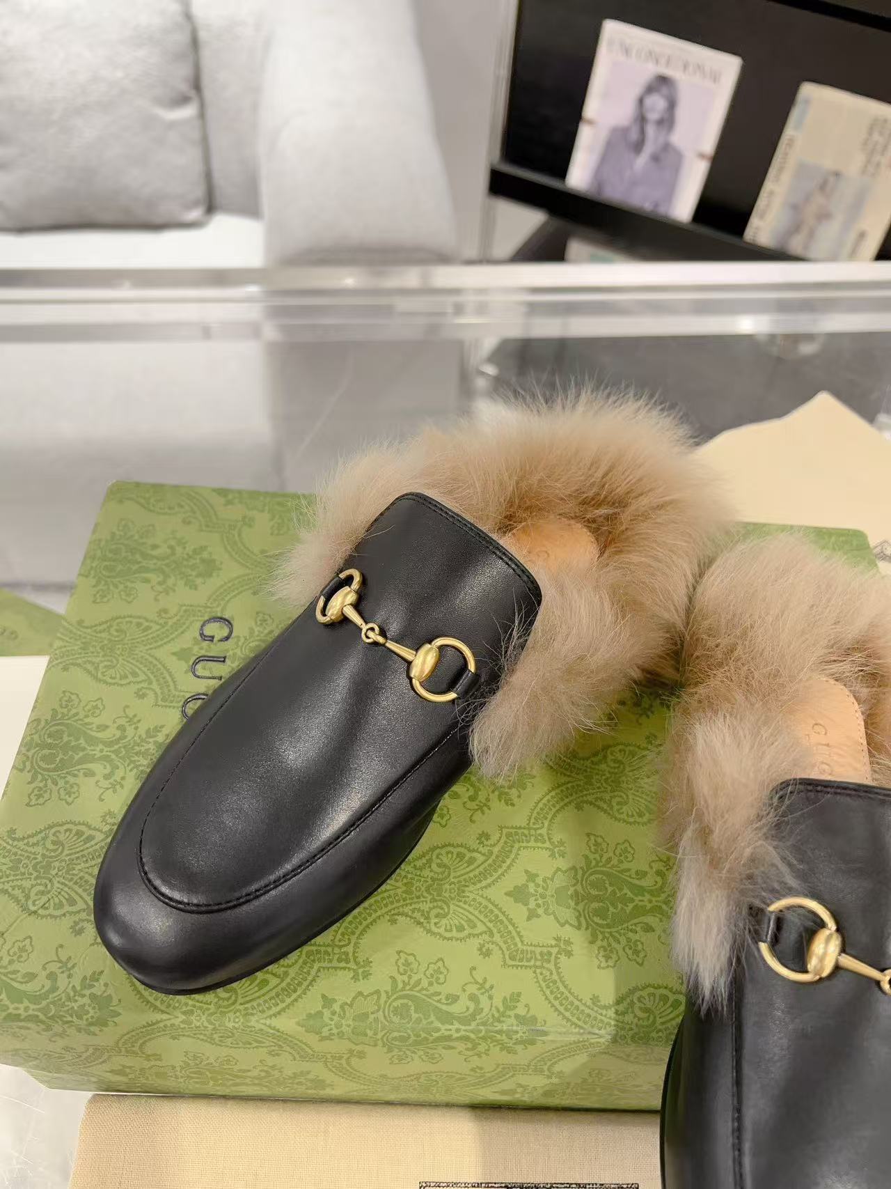 Gucci wool slippers
