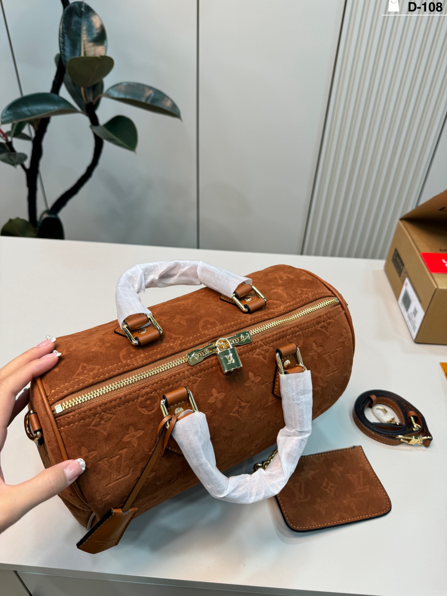 LV Speedy Suede Pillow Bag Keepall Travel Bag Menswear Pillow Bag