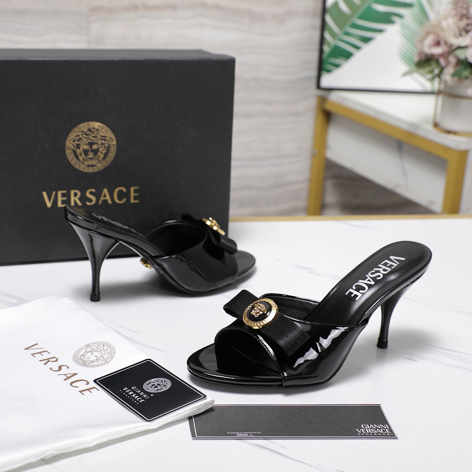 Versace 2025/SS  Dulisha buckle high-heeled sandals slippers