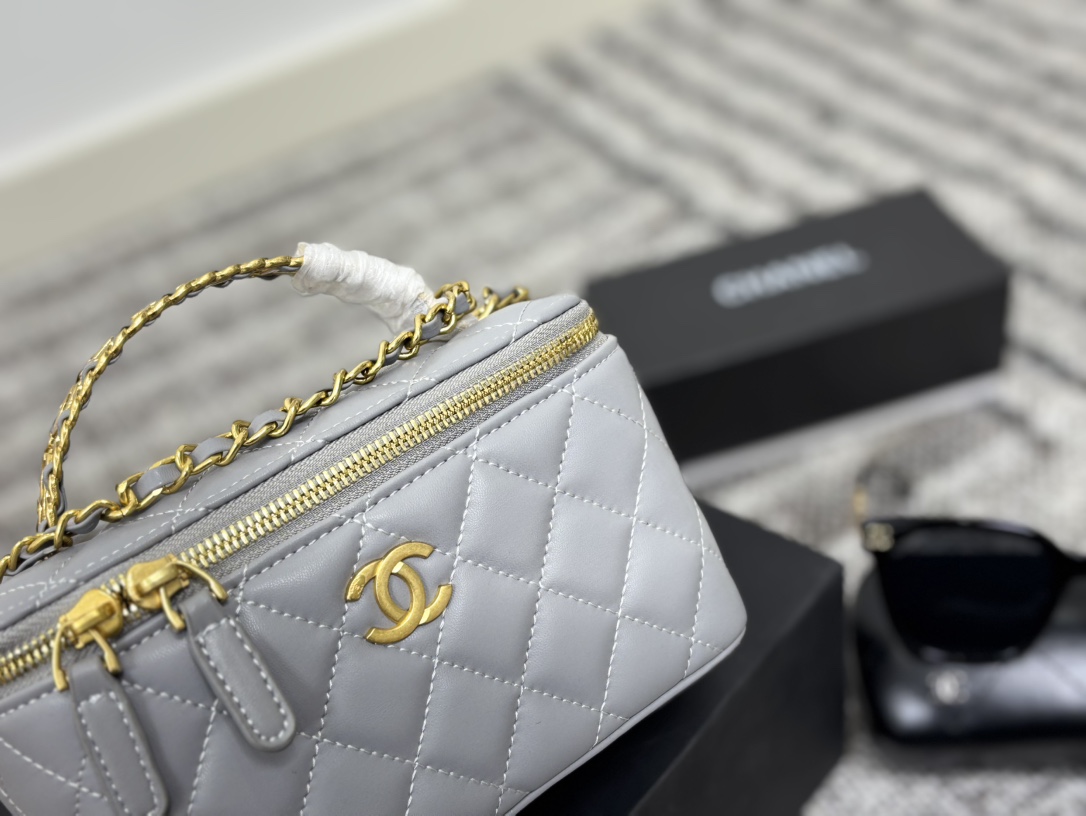 Chanel shoulder crossbody makeup bag  Free glasses provided