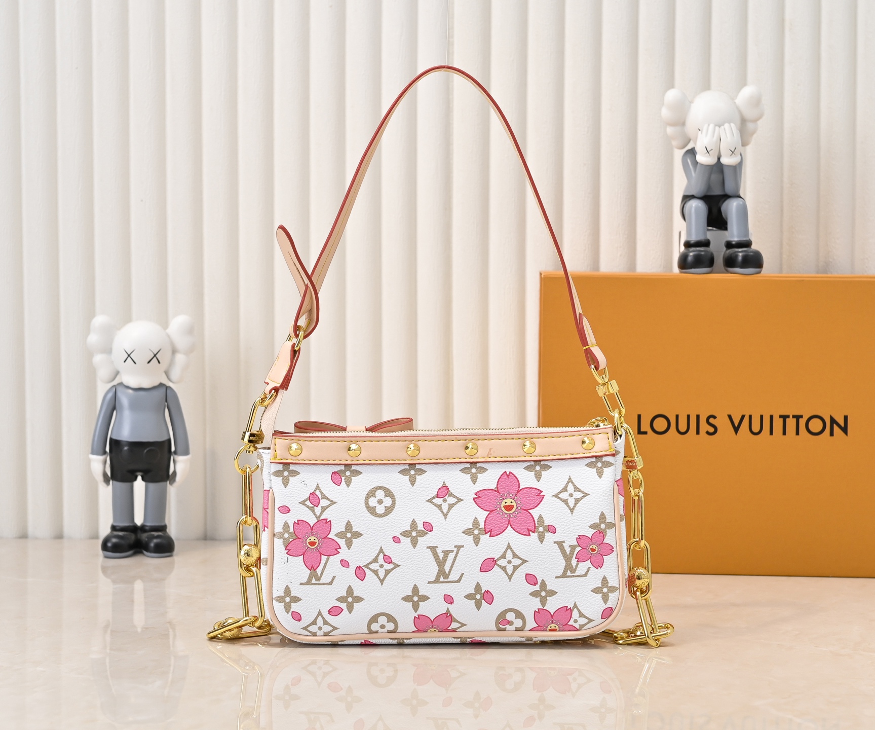 LV Pochette Accessoires Monogram chain shoulder bag