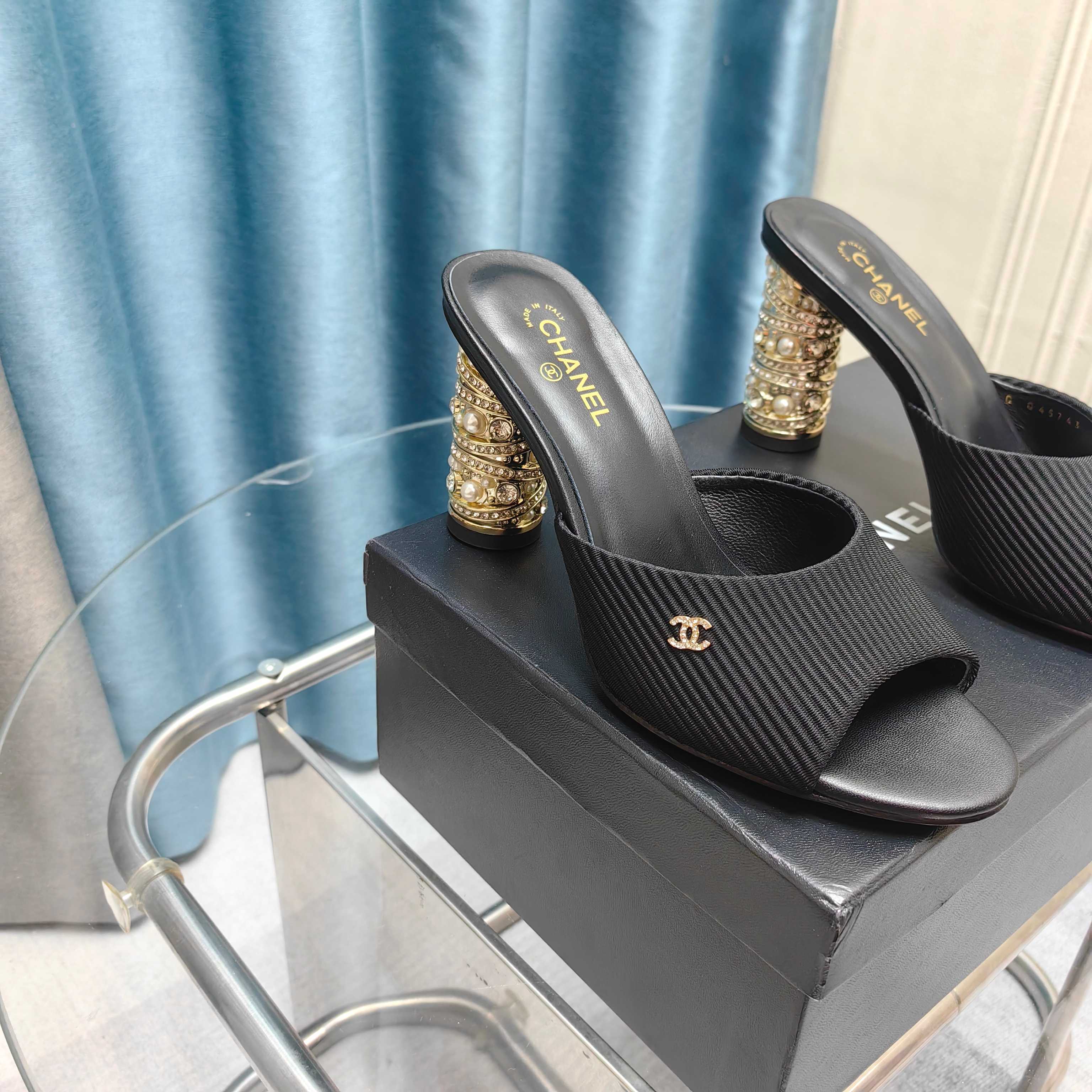 Chanel High-heeled sandals slippers