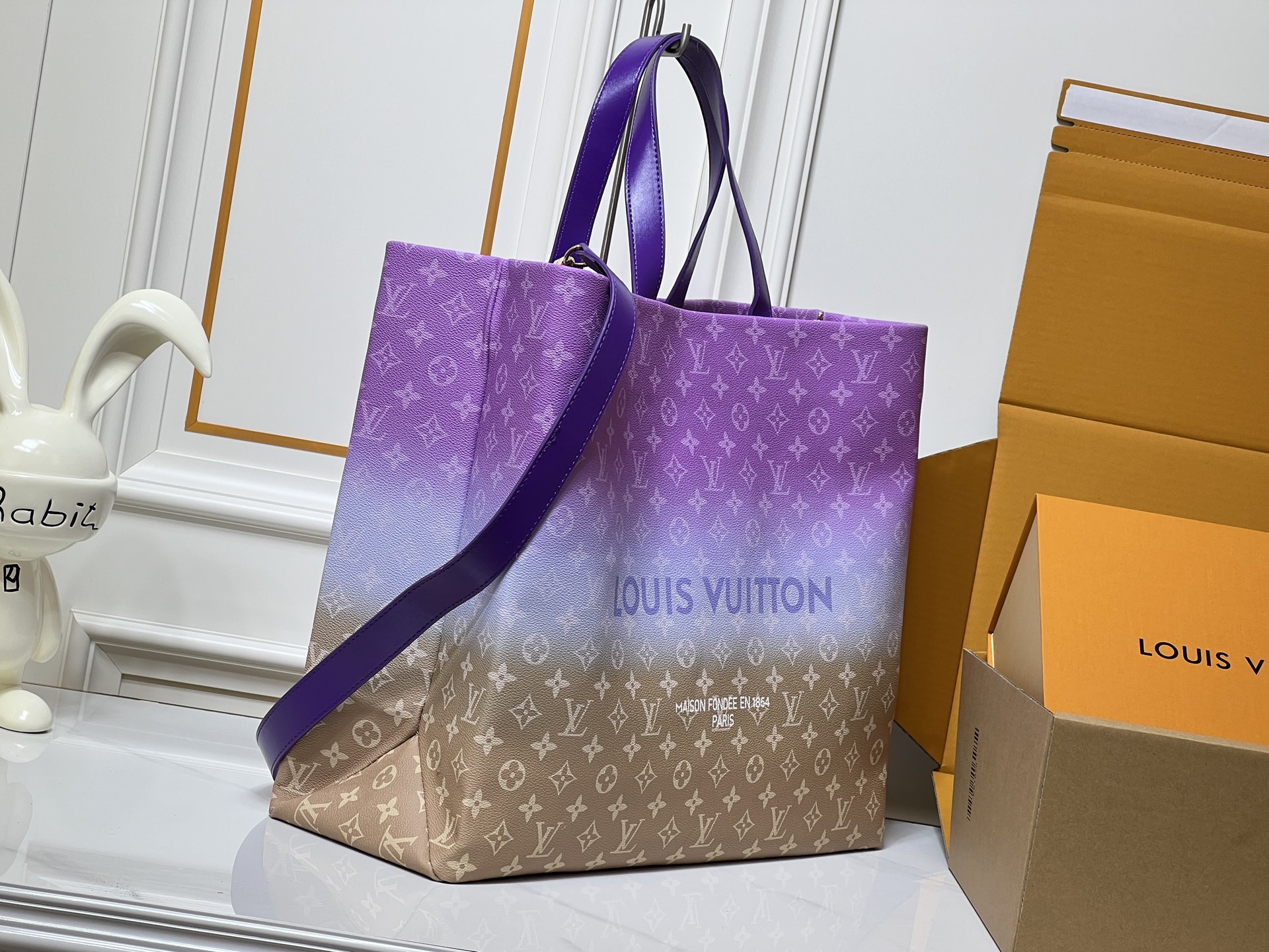 LV Louis Vuitton Maison Fondée En 1854 handbag