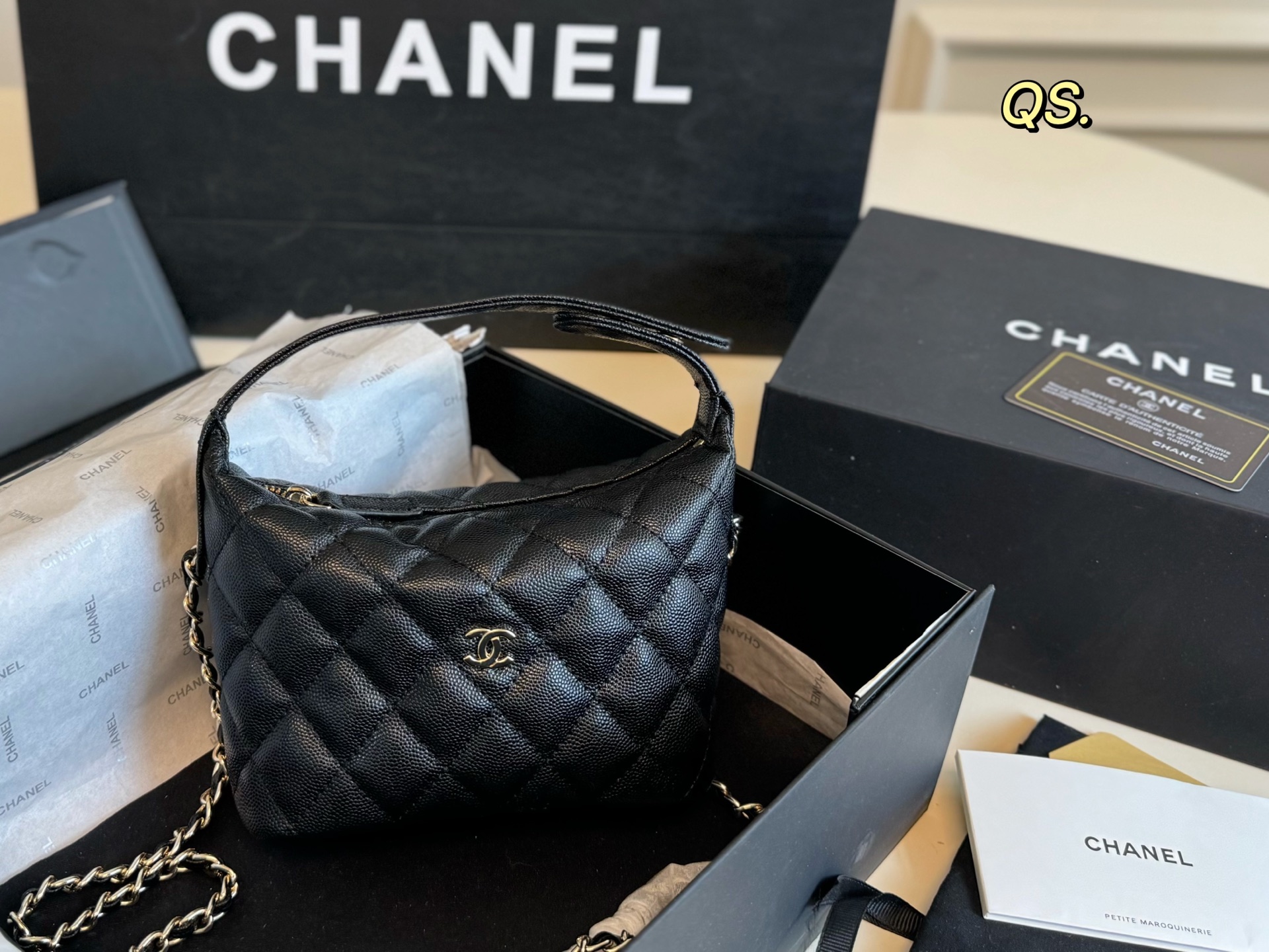 Chanel 25c Hobo Chain Bag