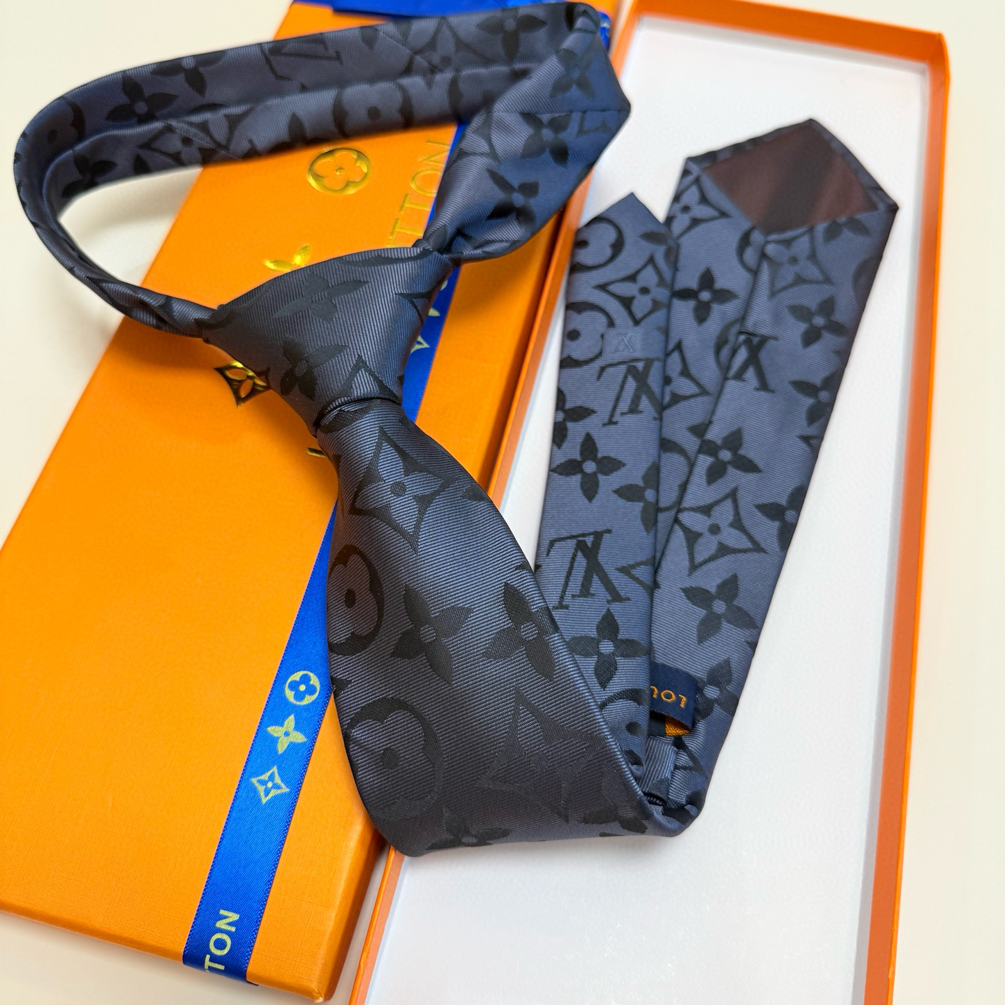 LV Men's Tie
