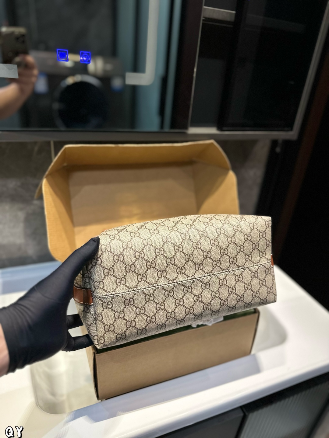 Gucci padlock classic handbag Simple and versatile