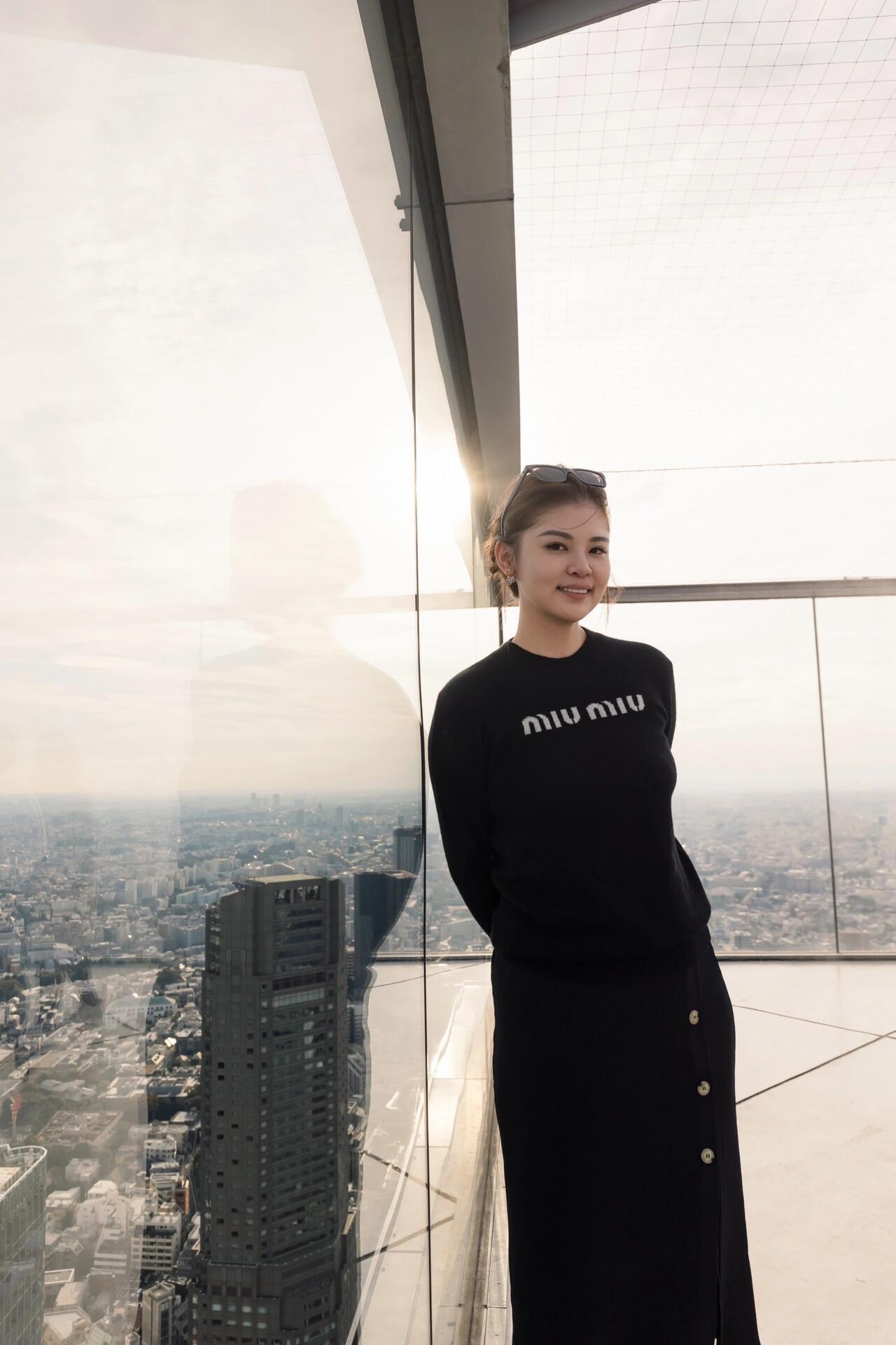 MiuMiu Classic Embroidered Cashmere Sweater Knitwear