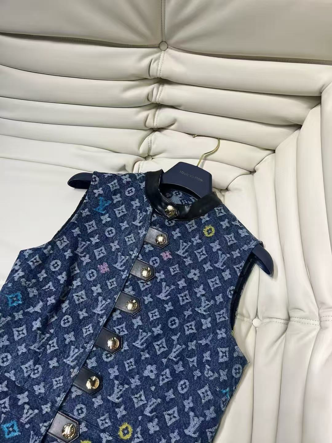 LV button denim dress