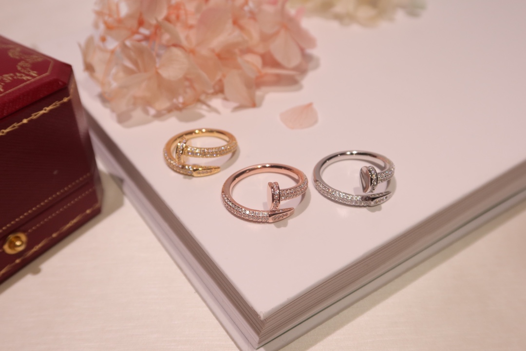 Cartier classic diamond ring