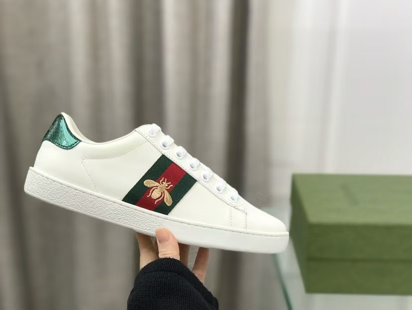 GUCCI Two-tone Sports Shoes