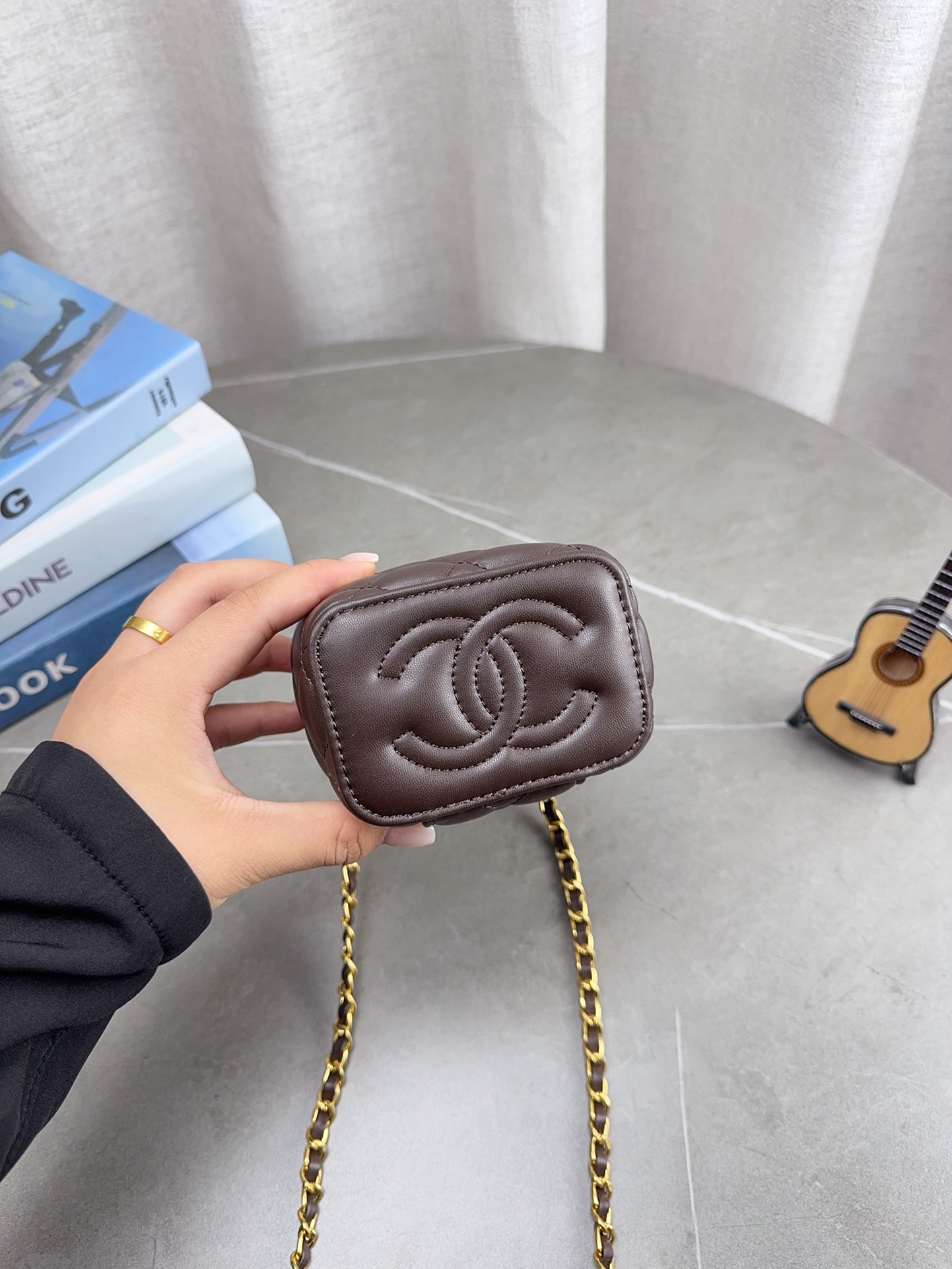 CHANEL 25B Handbag
