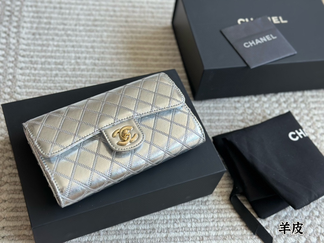 Chanel woc shoulder crossbody bag