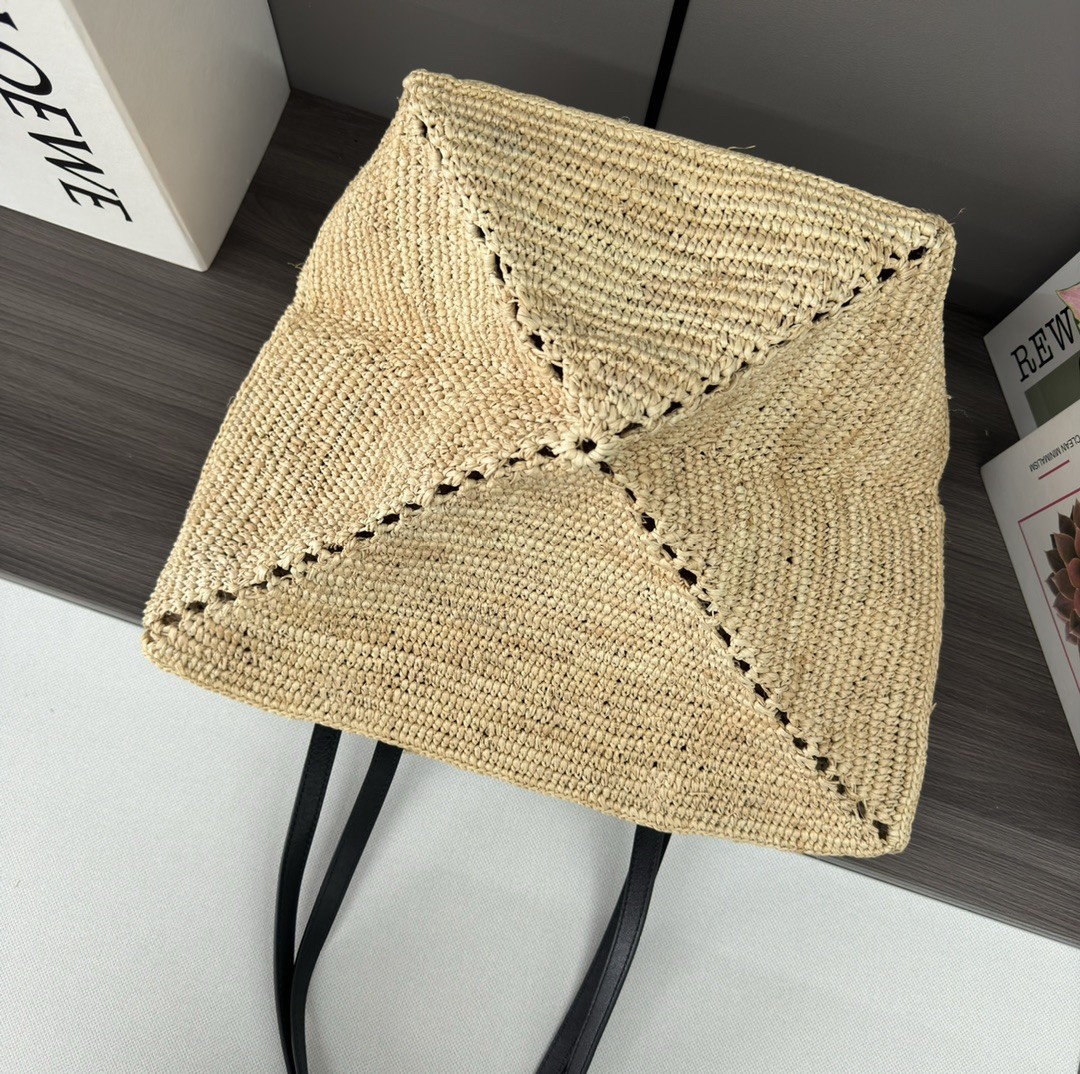 Top version Loewe Puzzle Fold handbag