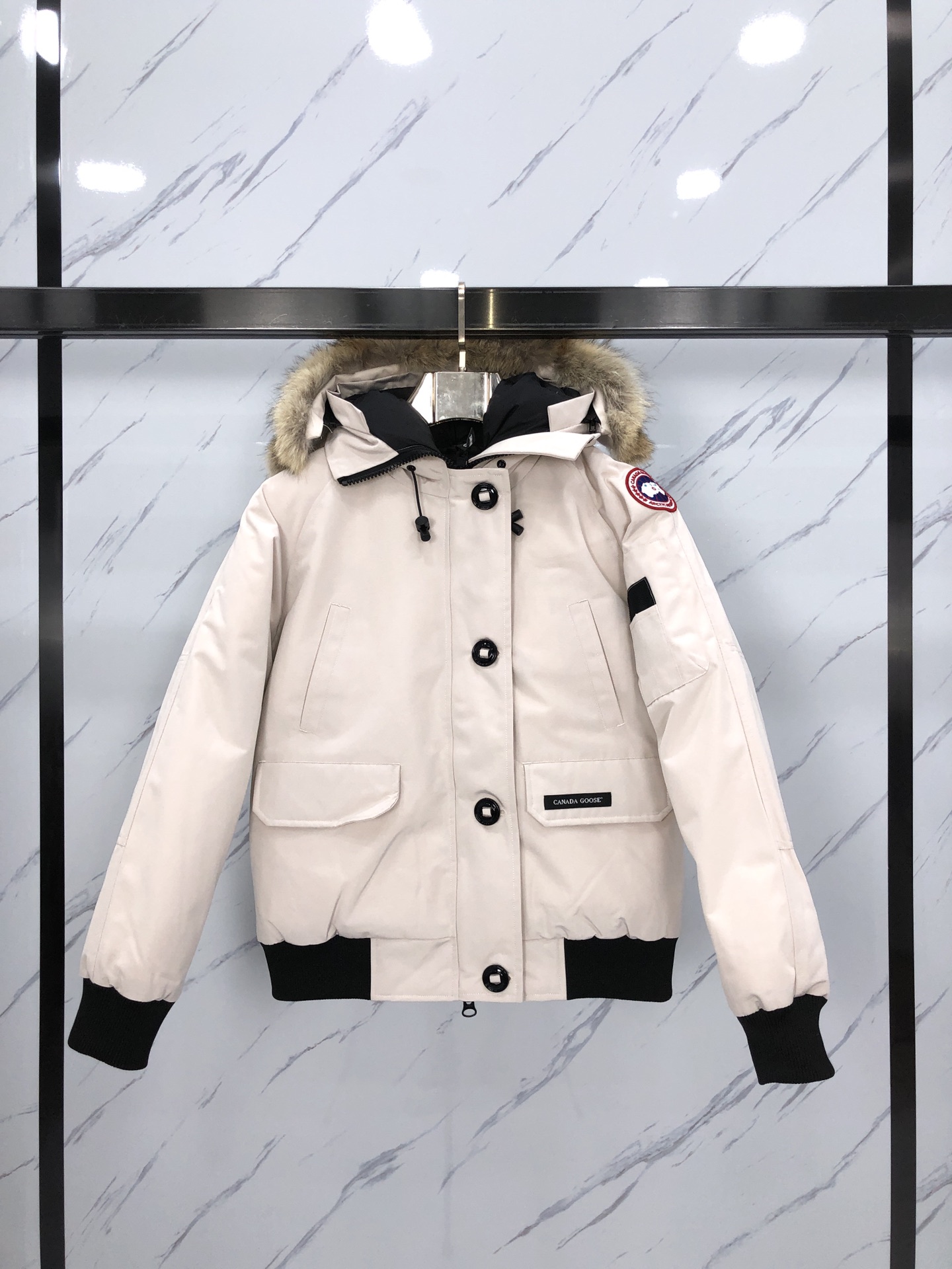 Canada Goose Chilliwack Pilot Jacket 02