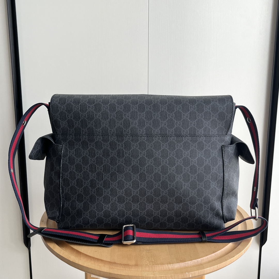 Gucci diaper shoulder crossbody bag