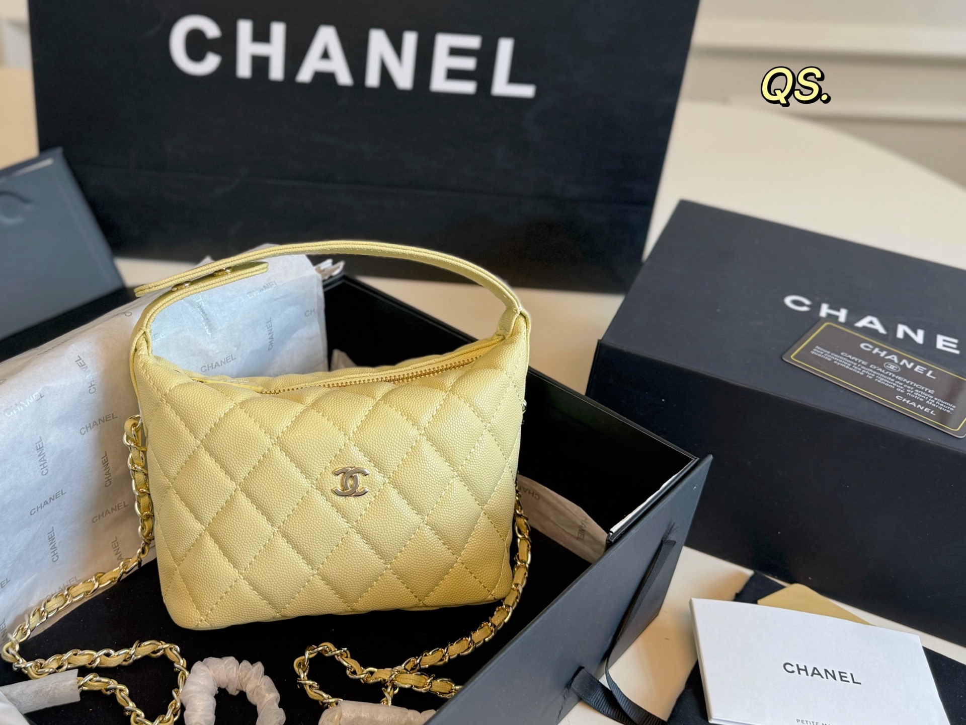 Chanel 25c Hobo Chain Bag