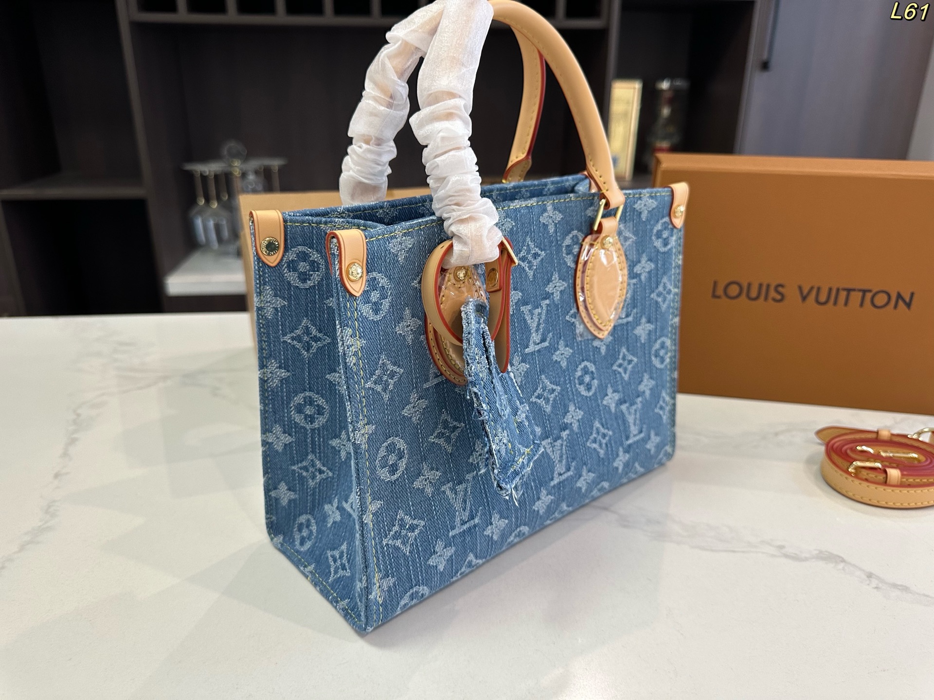 LV onthego tote bag cowboy