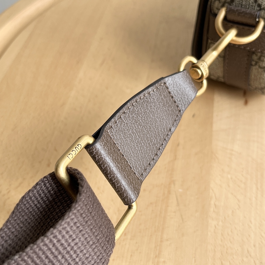 Gucci Ophidia Bag Classic Magnetic Snap Closure