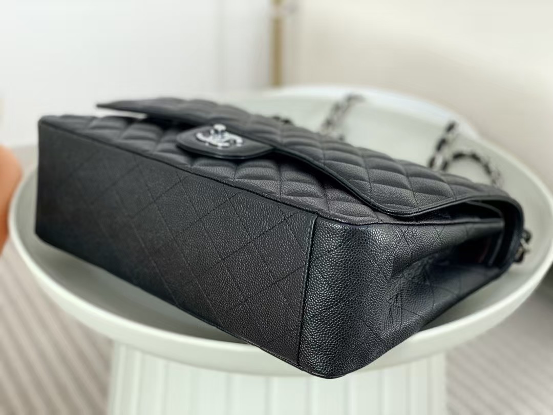 High-quality Chanel MAX Classic CF 33cm