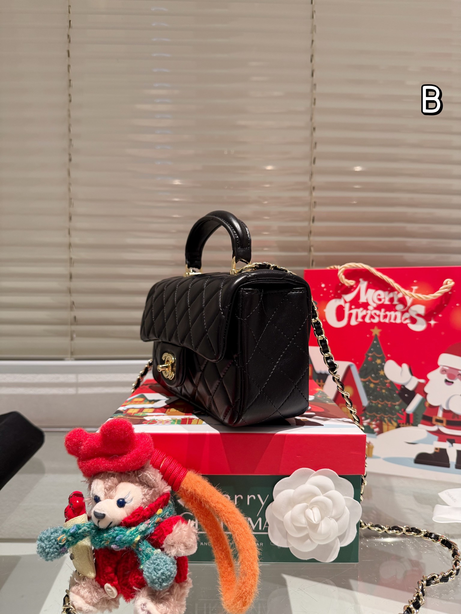 Chanel 22B Metal Handle Mini CF - Christmas Gift Box Edition