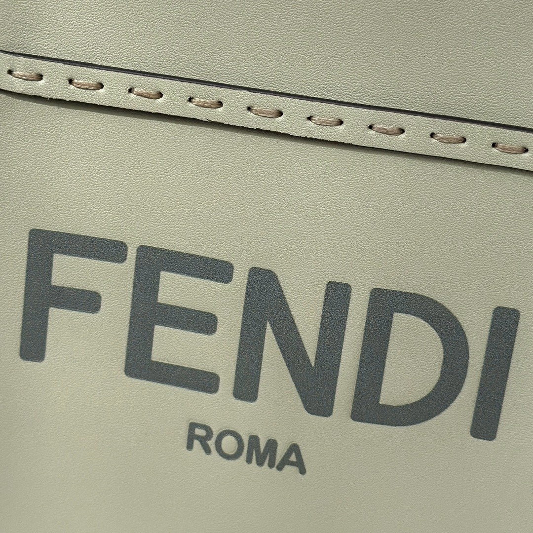 Fendi cowhide leather shoulder bag