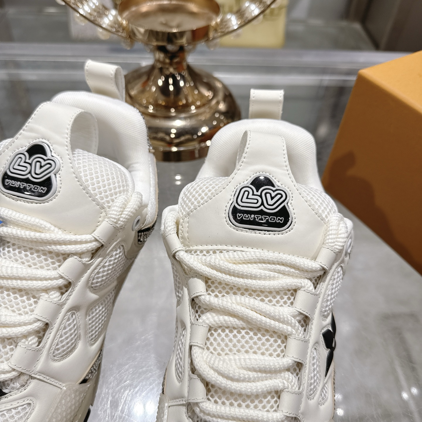 LV Trainer Sneakers  New trending skateboard shoes LOUIS VUITTON Trainer Sneaker