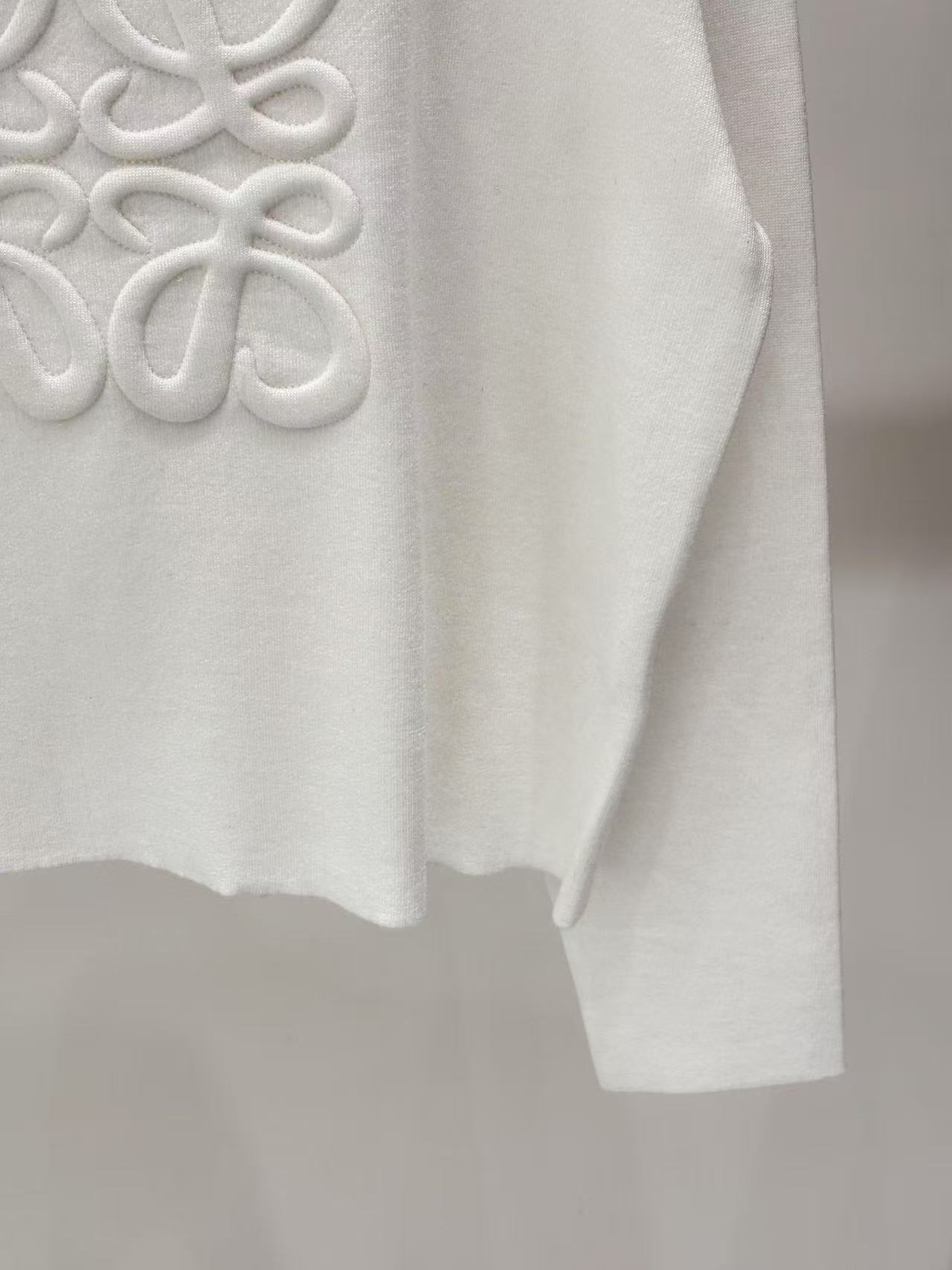 LOEWE knitted sweatshirt